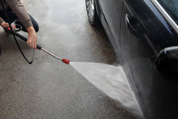 Best Roof Power Washing Services  in Smithville, TX